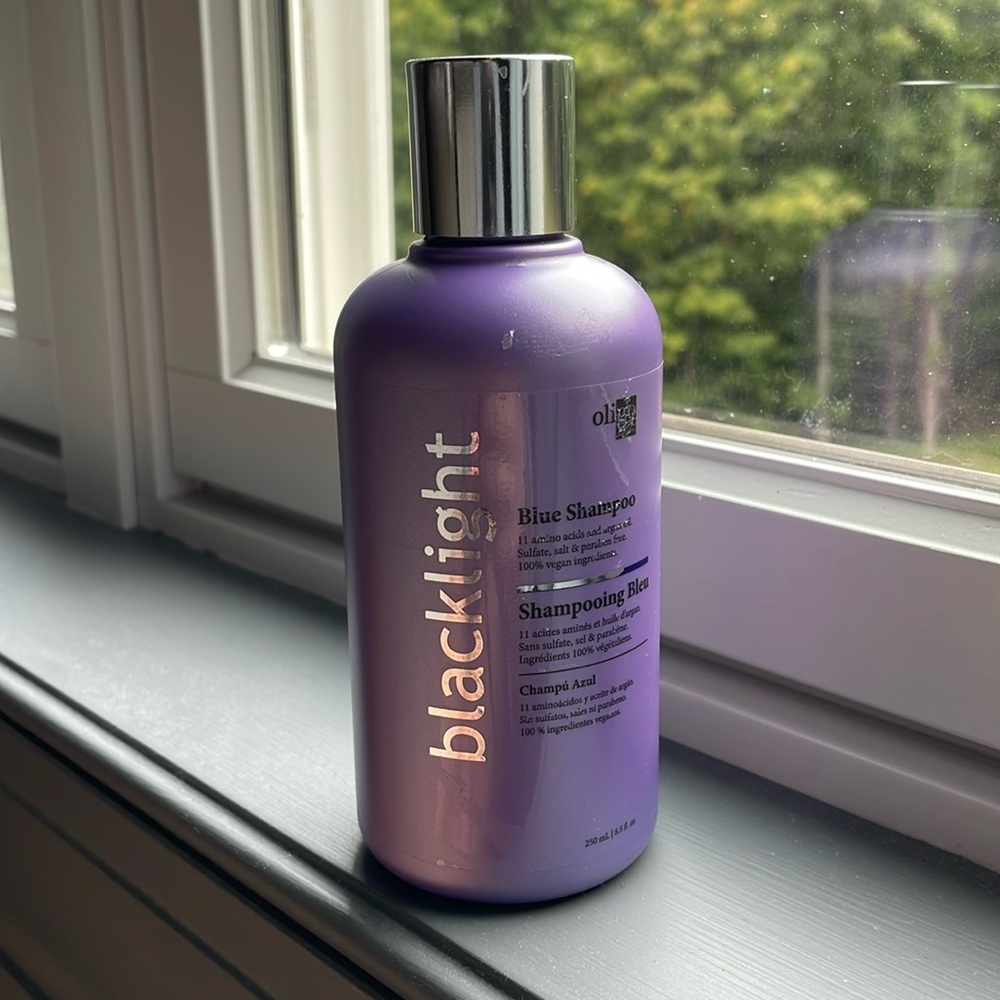 Oligo Blacklight Blue Shampoo